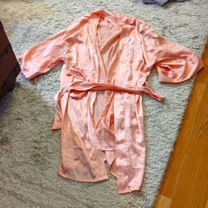 Light pink heart/dot robe silk like